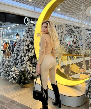 Проститутка Элиза